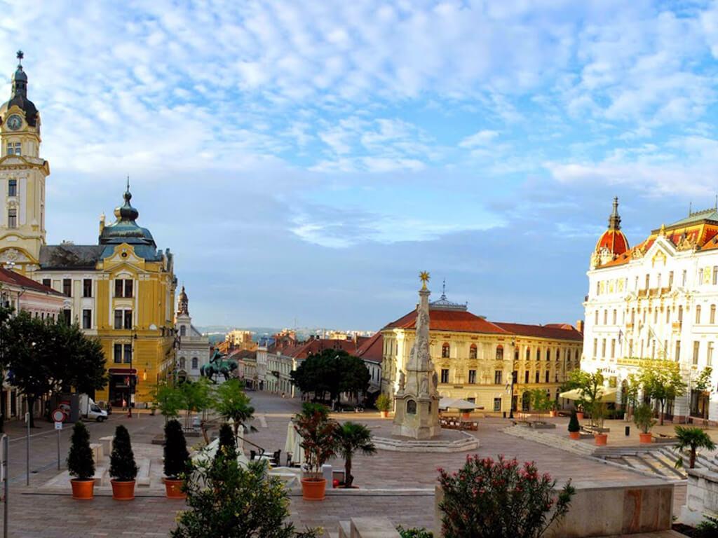 PEČUJ