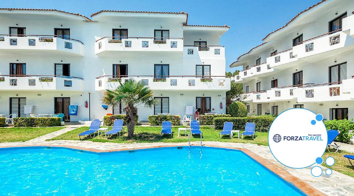 Xenios Dolphin Beach Hotel