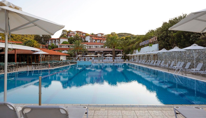 Aristoteles Holiday Resort 